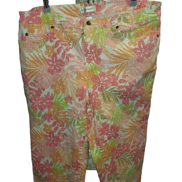 Christopher and Banks Floral Capris Women's Size 16 - Picture 1 of 5